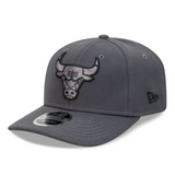 NEW ERA 9SEVENTY - Chicago Bulls Carbon Steel Stretch Snap